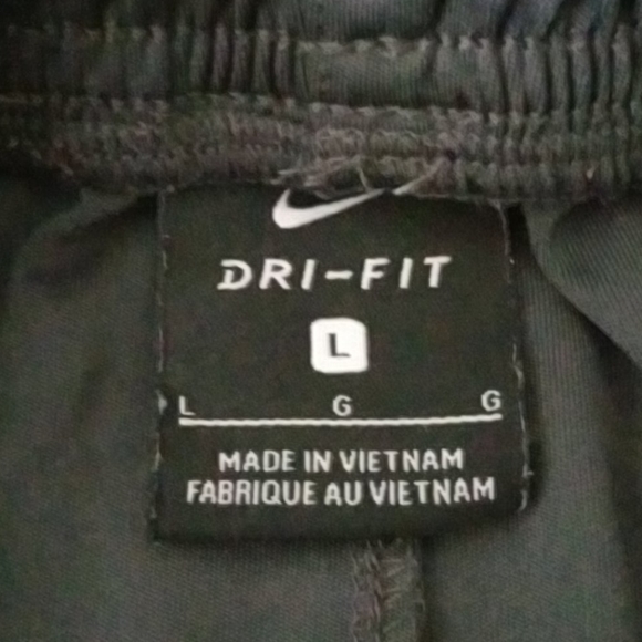 Nike Dri-Fit Boys Athletic Shorts - Picture 7 of 8